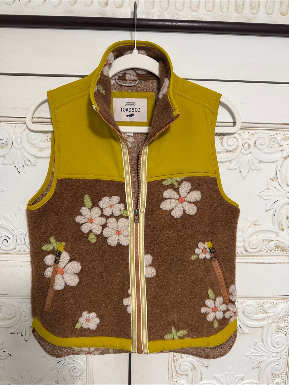 Toad&Co Brown Floral Fleece Vest with Chartreuse Accents